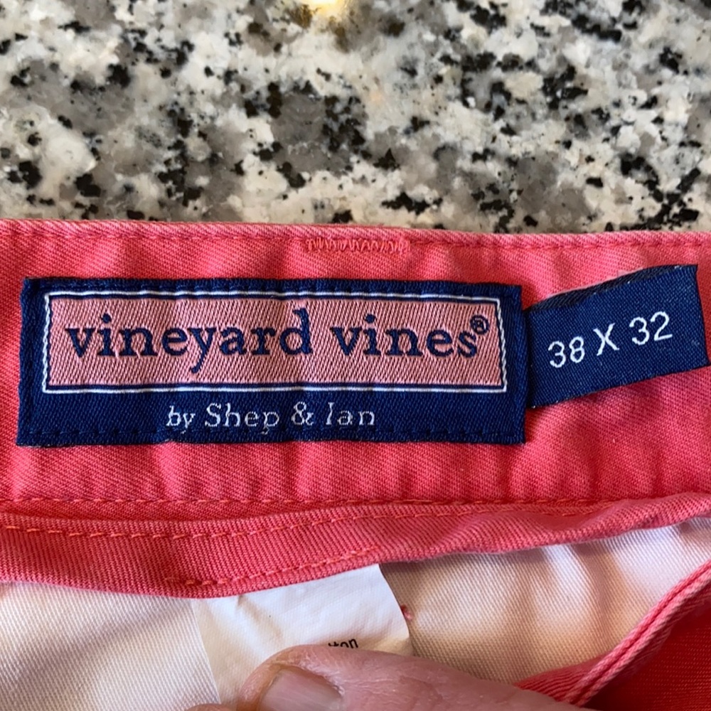 Vineyard Vines men’s 38 hemmed 30 length